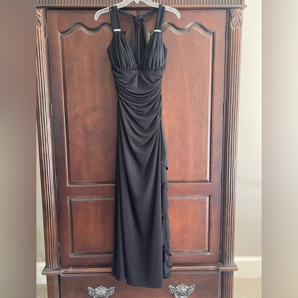 Betsy & Adam Women’s Embellished Halter Neck Gown
